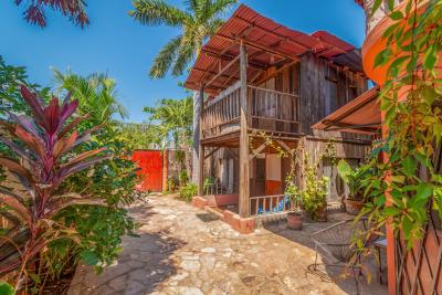 CASA HABITACION, LA BARRA